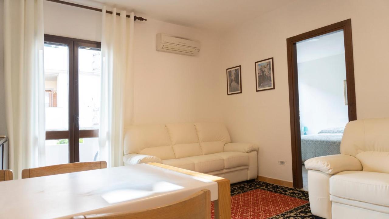 אולביה Sa Domu Downtown - Pms Casevacanze מראה חיצוני תמונה